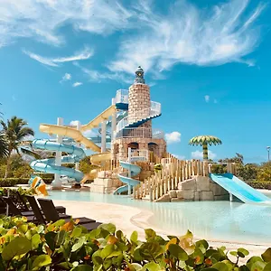 cadaques-caribe-apts.comcaribbean.com/